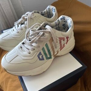 Gucci glitter rhyton sneakers